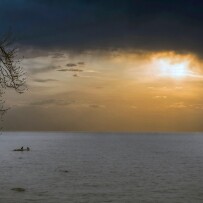 Depuis le Domaine De Rovorée - La Châtaignière jusqu'à Yvoire par le lac Léman - Haute-Savoie - France Depuis le Domaine De Rovorée - La Châtaignière jusqu'à Yvoire par le lac Léman - Haute-Savoie - France