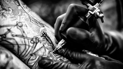 Évian - Tattoo 2016 Le salon du tatouage d'Évian se déroule au Palais des Festivités